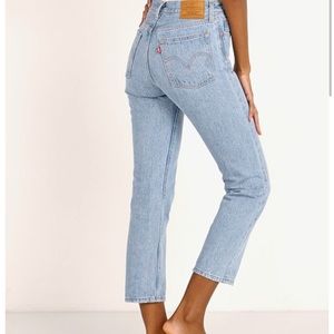 Levi’s Wedgie Straight Jeans